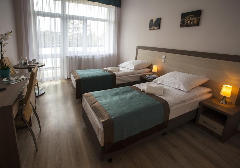 Hotel Dom Zdrojowy Ciechocinek Esterno foto